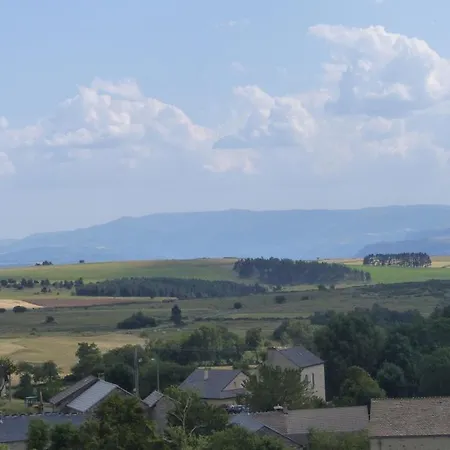 De France 4/6 Personnes Aux Laubies Saint-Étienne-du-Valdonnez